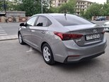 Hyundai Accent-8