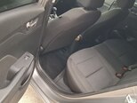 Hyundai Accent-17