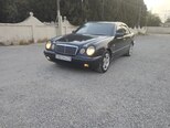Mercedes E 220-13