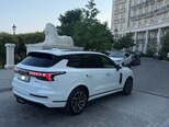 Lynk & Co 09-5