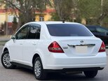 Nissan Tiida-8