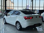 Kia Rio-11