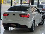 Kia Rio-10