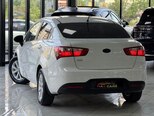 Kia Rio-8