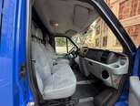 Ford Transit-12