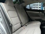 Hyundai Elantra-15