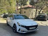 Hyundai Elantra-1