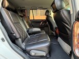 Toyota Land Cruiser Prado-9