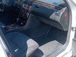 Mercedes E 220-3