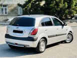 Kia Rio-6