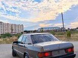 Mercedes 190-2