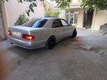 Mercedes E 280-5
