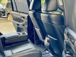 Lexus LX 450d-7