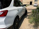 Chevrolet Equinox-5