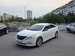 Hyundai Sonata-5