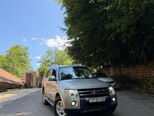 Mitsubishi Pajero-7