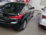 Hyundai Elantra-4