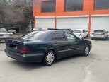 Mercedes E 220-3