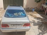 Mercedes E 200-2