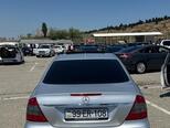 Mercedes E 220-2