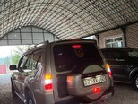 Mitsubishi Pajero-18