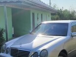 Mercedes E 280-13