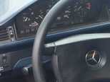 Mercedes 230 E-11