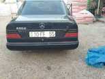 Mercedes 230 E-8
