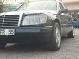 Mercedes 230 E-4