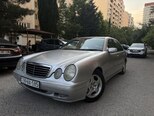 Mercedes E 270-2