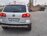 Volkswagen Touareg-3