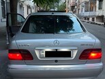 Mercedes E 240-5