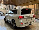 Toyota Land Cruiser-11