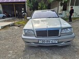 Mercedes C 220-1