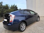 Toyota Prius-8