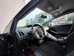 Toyota Prius-14