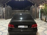Mercedes E 350-13