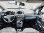 Opel Zafira-13
