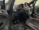 Opel Corsa-13