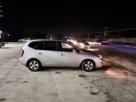 Kia Carens-5