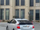 Toyota Prius-4
