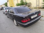 Mercedes E 320-4