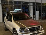 Mercedes ML 320-1