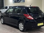 Nissan Tiida-7