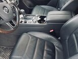 Volkswagen Touareg-5
