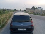 Renault Megane Scenic-6