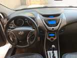 Hyundai Elantra-5