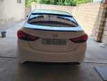 Hyundai Elantra-10