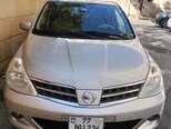 Nissan Tiida-1