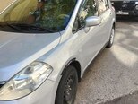 Nissan Tiida-6
